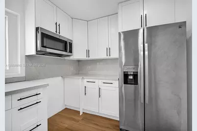 2925 NW 63rd St, Miami, FL 33147 - Photo 38