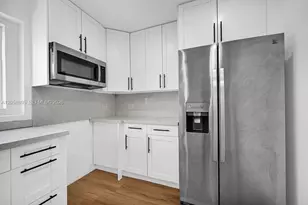 2925 NW 63rd St, Miami, FL 33147 - Photo 38