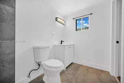 2925 NW 63rd St, Miami, FL 33147 - Photo 28