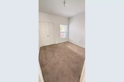 322 NE 1st Dr, Florida City, FL 33034 - Photo 4