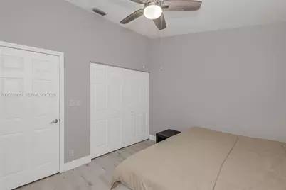 945 NW 202nd Ave, Pembroke Pines, FL 33029 - Photo 18