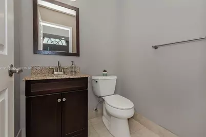 945 NW 202nd Ave, Pembroke Pines, FL 33029 - Photo 8