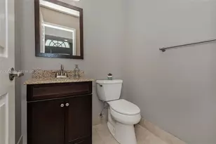 945 NW 202nd Ave, Pembroke Pines, FL 33029 - Photo 8