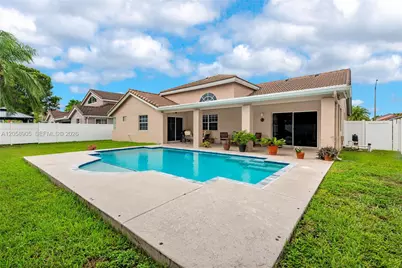 945 NW 202nd Ave, Pembroke Pines, FL 33029 - Photo 28