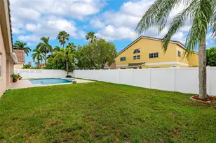 945 NW 202nd Ave, Pembroke Pines, FL 33029 - Photo 36