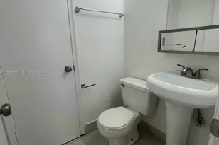 500 NW 114th Ave, Sweetwater, FL 33172 - Photo 6