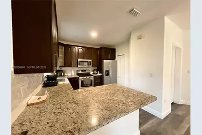 11320 NW 43rd Ter, Doral, FL 33178 - Photo 16