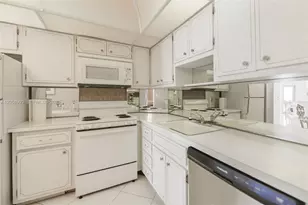 1950 S Ocean Dr, Hallandale Beach, FL 33009 - Photo 24