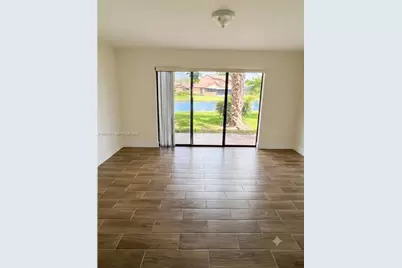 9814 Nob Hill Ct #9814, Sunrise, FL 33351 - Photo 8