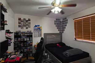 8085 NW 8th St, Miami, FL 33126 - Photo 16