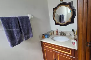 8085 NW 8th St, Miami, FL 33126 - Photo 8