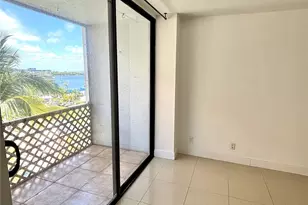 2935 NE 163rd St, North Miami Beach, FL 33160 - Photo 4