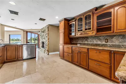 12731 NW 1st St, Plantation, FL 33325 - Photo 16