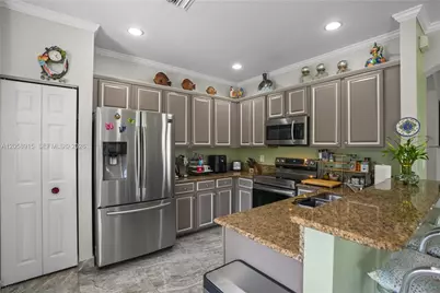 10341 NW 32nd Ter, Doral, FL 33172 - Photo 30