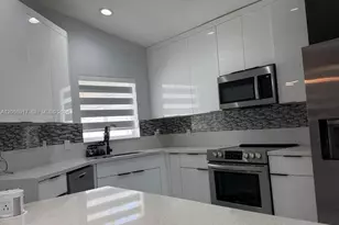 1970 NW 178th Terrace, Pembroke Pines, FL 33029 - Photo 4
