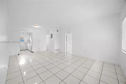 2072 NE 169th St #2, North Miami Beach, FL 33162 - Photo 16