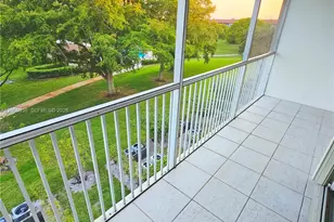 13250 SW 7th Ct, Pembroke Pines, FL 33027 - Photo 8