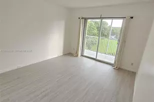 13250 SW 7th Ct, Pembroke Pines, FL 33027 - Photo 16