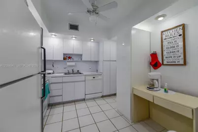 1980 S Ocean Dr #5E, Hallandale Beach, FL 33009 - Photo 32