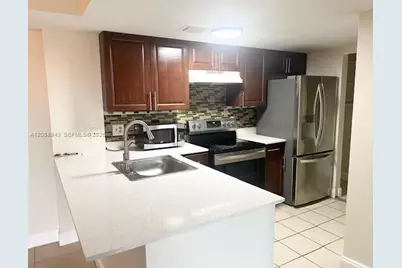 10757 Cleary Blvd #112, Plantation, FL 33324 - Photo 2