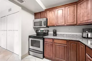 1720 NW N River Dr, Miami, FL 33125 - Photo 8