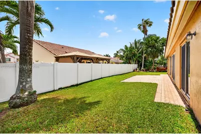 19352 NW 11th St, Pembroke Pines, FL 33029 - Photo 64