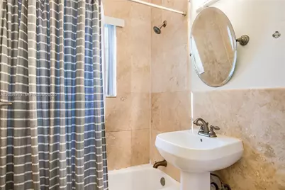 1932 Michigan Ave #5, Miami Beach, FL 33139 - Photo 6