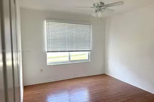 401 Villa Cir, Boynton Beach, FL 33435 - Photo 12