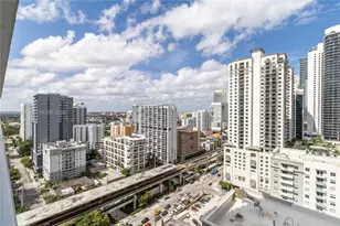 1111 SW 1st Ave, Miami, FL 33130 - Photo 20