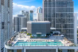 121 NE 5th St, Miami, FL 33132 - Photo 26