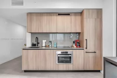 121 NE 5th St #2708, Miami, FL 33132 - Photo 6