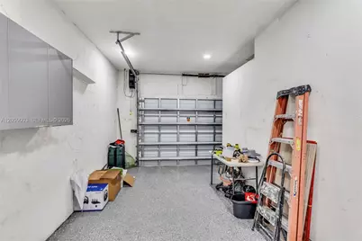 8651 SW 12th St, Pembroke Pines, FL 33025 - Photo 20
