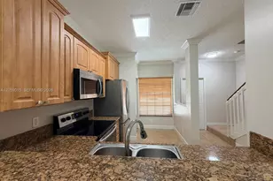 752 S W 122nd Terrace, Pembroke Pines, FL 33025 - Photo 4