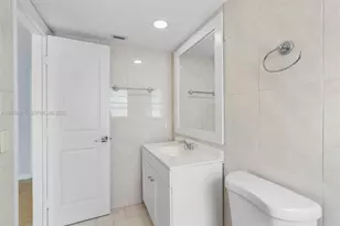 7620 Carlyle Ave, Miami Beach, FL 33141 - Photo 18