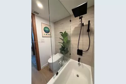 3701 N Country Club Dr #1209, Aventura, FL 33180 - Photo 16