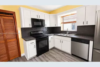 1791 SW 14th St, Miami, FL 33145 - Photo 20