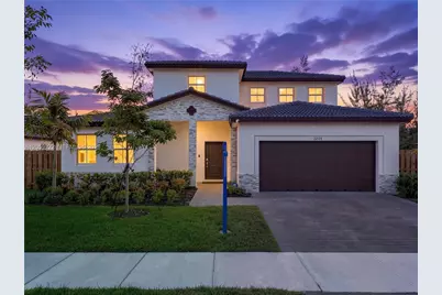 2208 SE 30th St, Homestead, FL 33035 - Photo 1