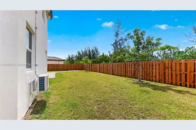 2208 SE 30th St, Homestead, FL 33035 - Photo 60
