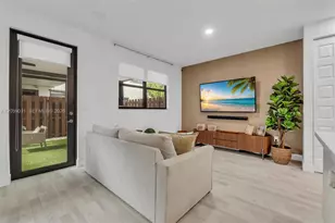 10533 NW 78th Terrace, Doral, FL 33178 - Photo 16