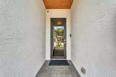 10533 NW 78th Ter, Doral, FL 33178 - Photo 4