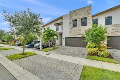 10533 NW 78th Ter, Doral, FL 33178 - Photo 1