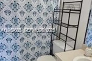 2505 W 67th Pl, Hialeah, FL 33016 - Photo 8