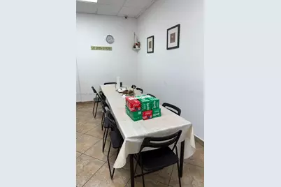 9649 NW 33rd St, Doral, FL 33172 - Photo 12