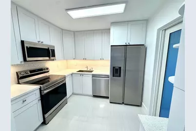 105-107 NE 30th Ct #105, Wilton Manors, FL 33334 - Photo 6