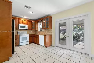 1378 Osprey Ct, Homestead, FL 33035 - Photo 6