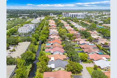 2828 NW 95th Ave, Coral Springs, FL 33065 - Photo 40