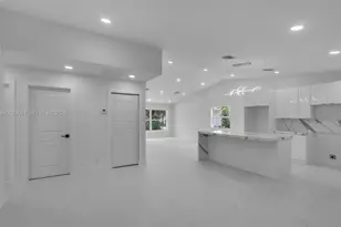 2828 NW 95th Ave, Coral Springs, FL 33065 - Photo 12