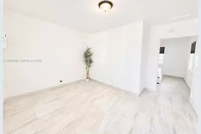 2519 Pierce St #B, Hollywood, FL 33020 - Photo 2