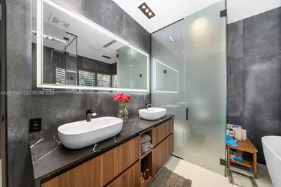 4027 194th Trl, Sunny Isles Beach, FL 33160 - Photo 34
