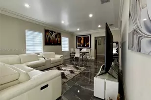 1043 NW 33rd St, Miami, FL 33127 - Photo 10